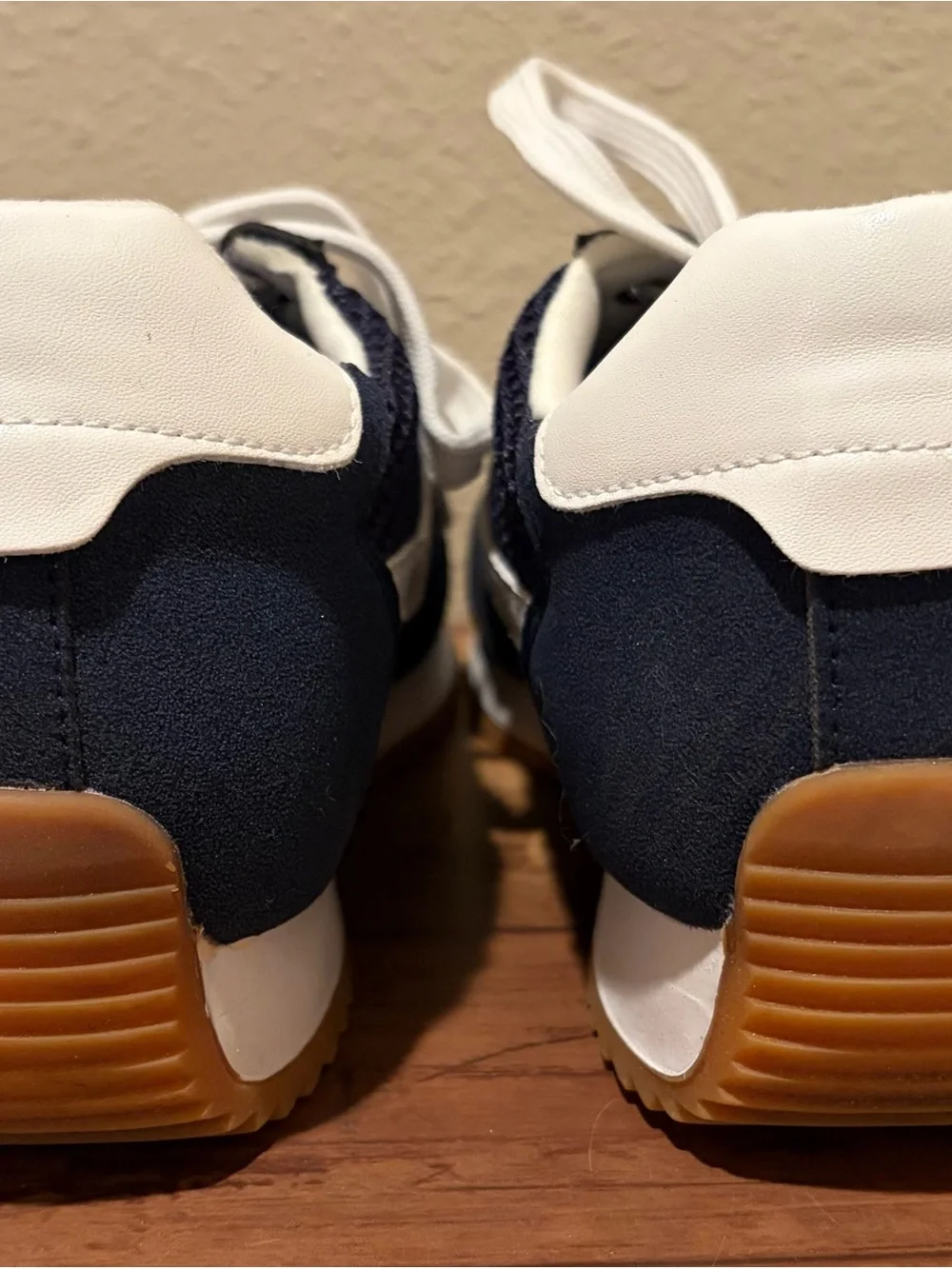 Women's Navy and White Classic Retro Runner Sneakers